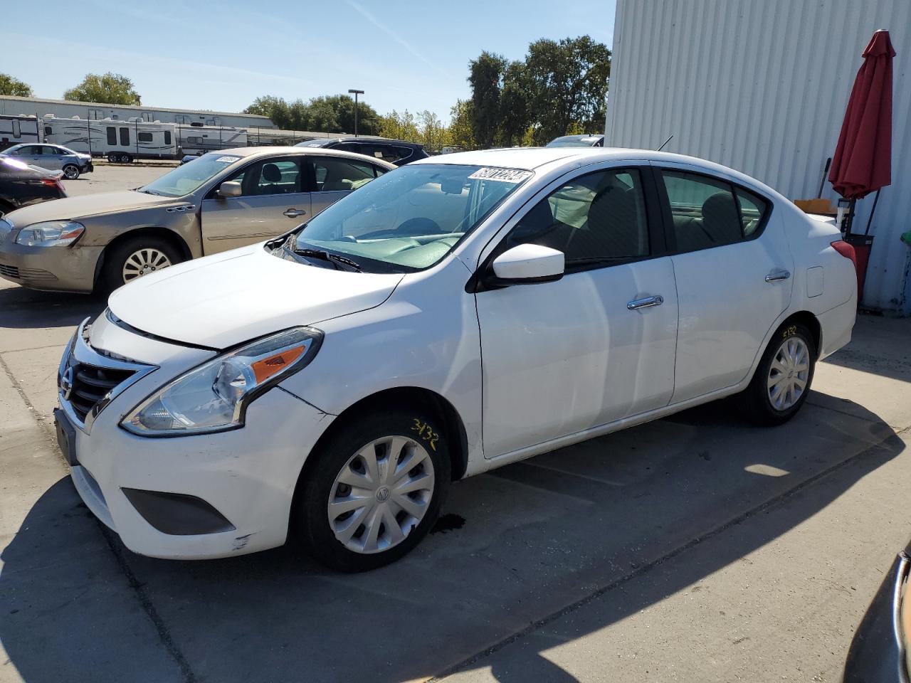 VIN 3N1CN7AP9KL858420 2019 NISSAN VERSA no.1