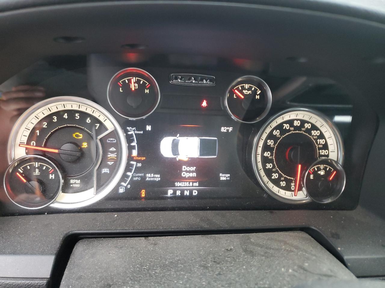 2017 RAM 1500 - Image 9