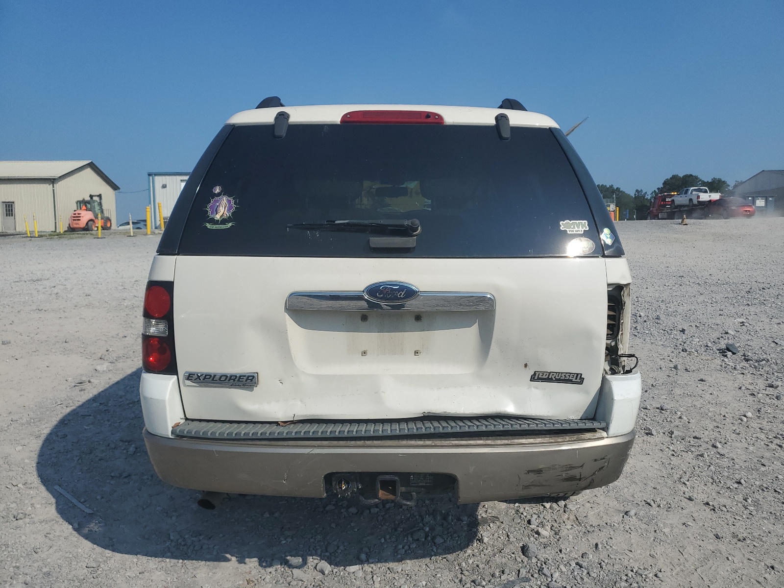 1FMEU64EX8UA65070 2008 Ford Explorer Eddie Bauer