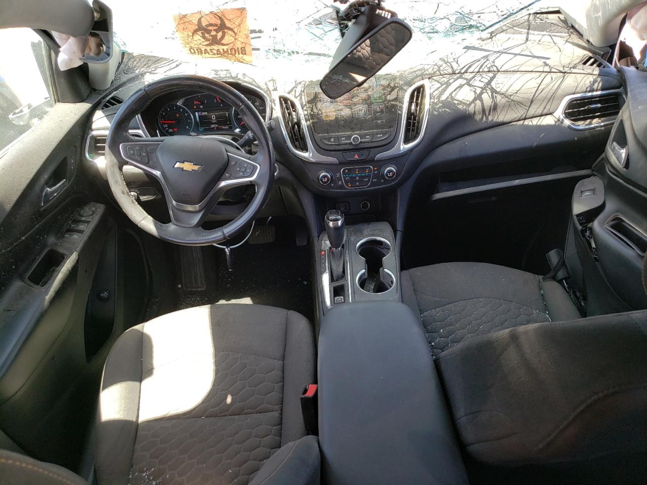 2GNAXJEVXJ6137635 2018 Chevrolet Equinox Lt