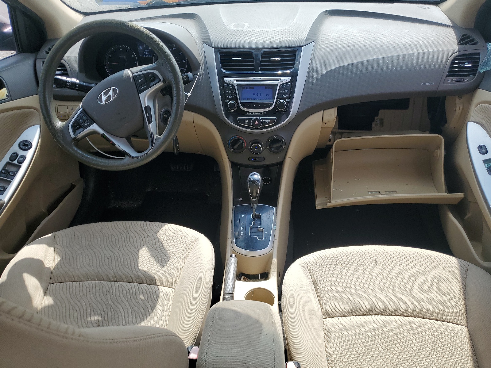 KMHCU4AE5DU398030 2013 Hyundai Accent Gls