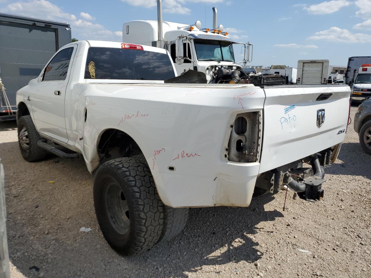 3C63RRAL1FG523684 2015 Ram 3500 St