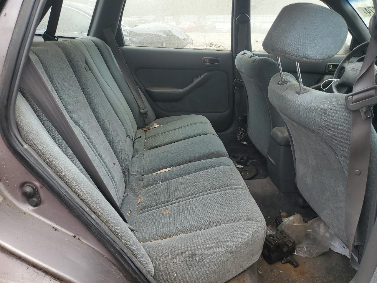 1992 Toyota Camry Le VIN: 4T1VK12W4NU026572 Lot: 69625074