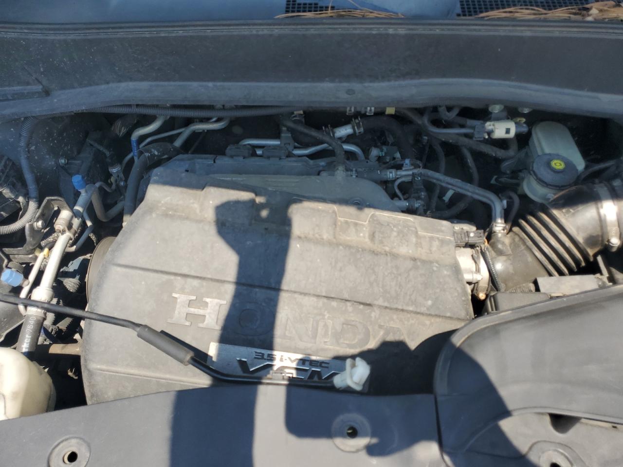 2010 Honda Pilot Touring VIN: 5FNYF3H93AB021689 Lot: 65752534