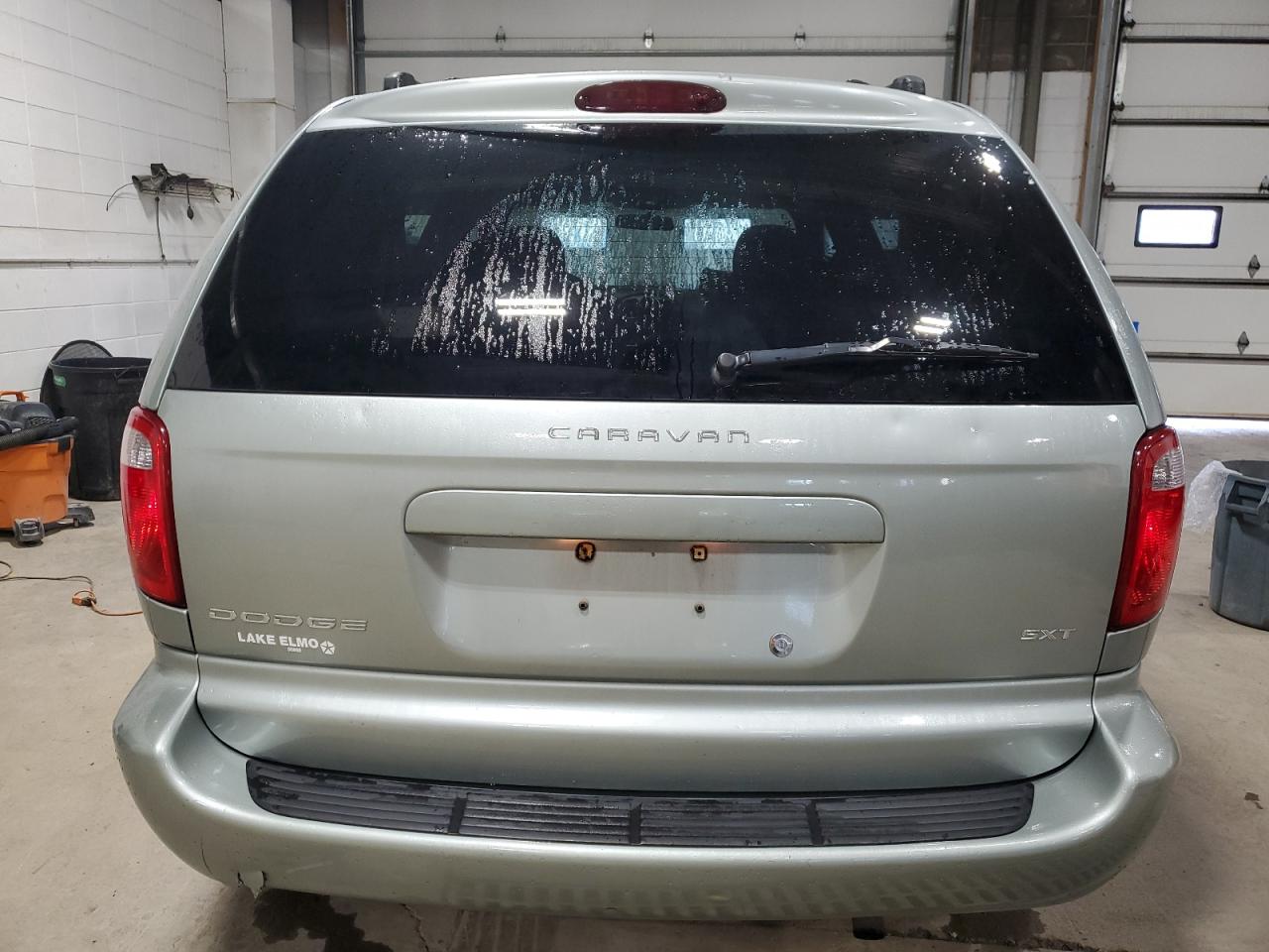 2004 Dodge Caravan Sxt VIN: 1D4GP45R84B503944 Lot: 69766024