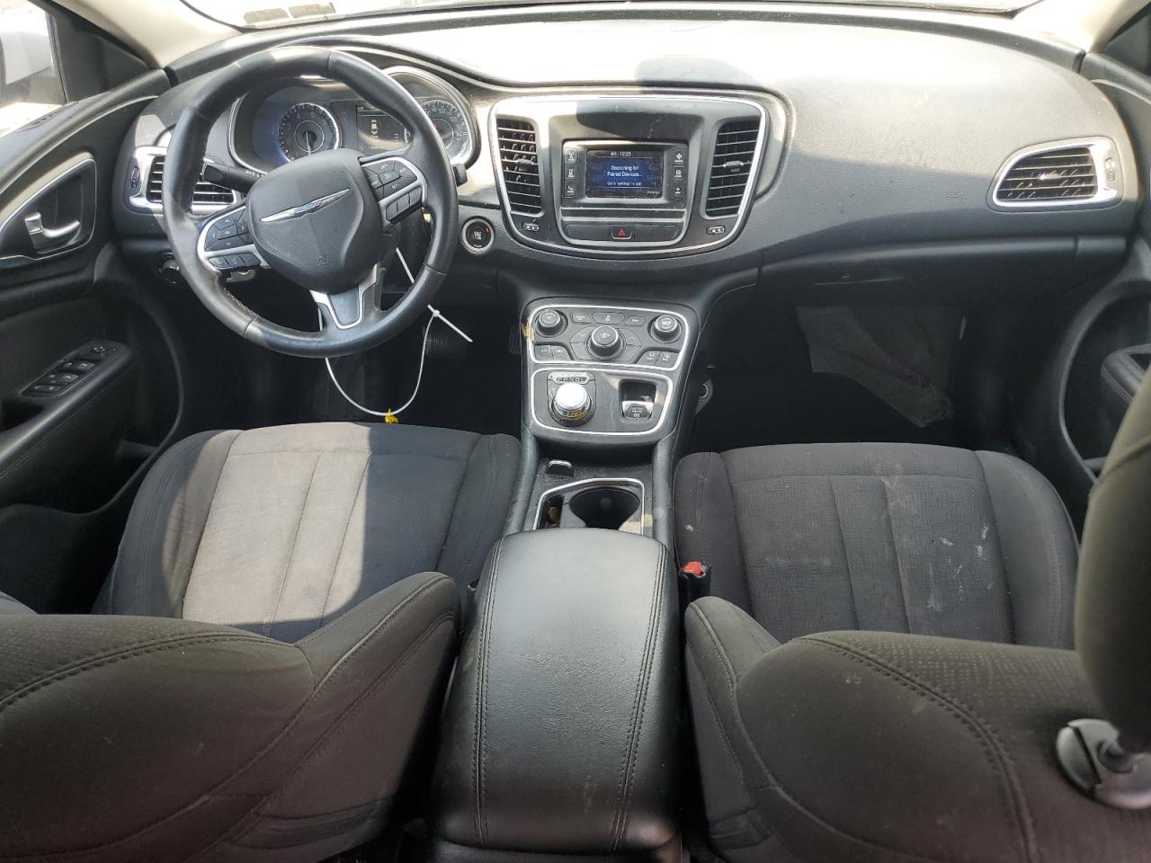 2015 Chrysler 200 Limited VIN: 1C3CCCABXFN705605 Lot: 68919204