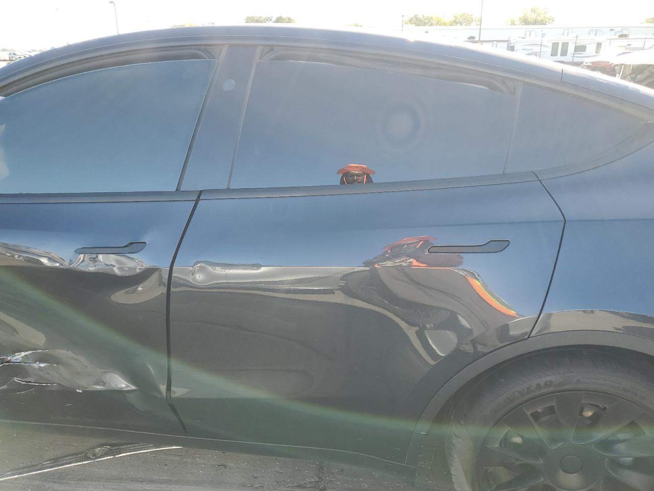 7SAYGDED0RF055308 2024 Tesla Model Y