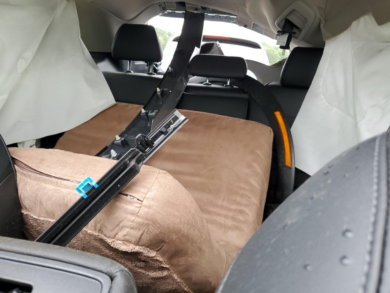 2023 Honda Cr-V Exl VIN: 2HKRS4H7XPH410716 Lot: 66460234