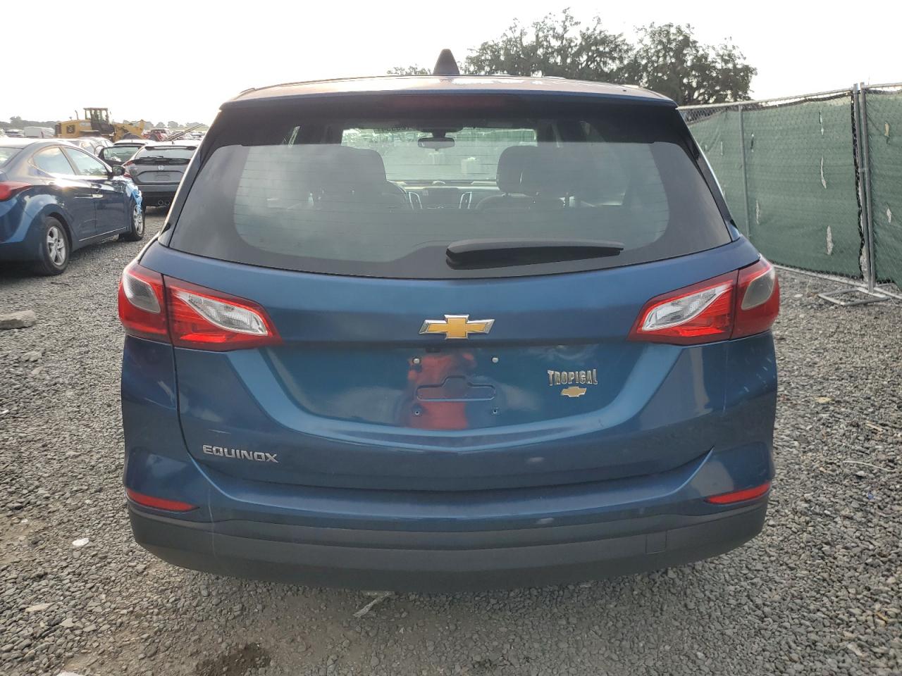 2GNAXKEV6K6177590 2019 Chevrolet Equinox Lt