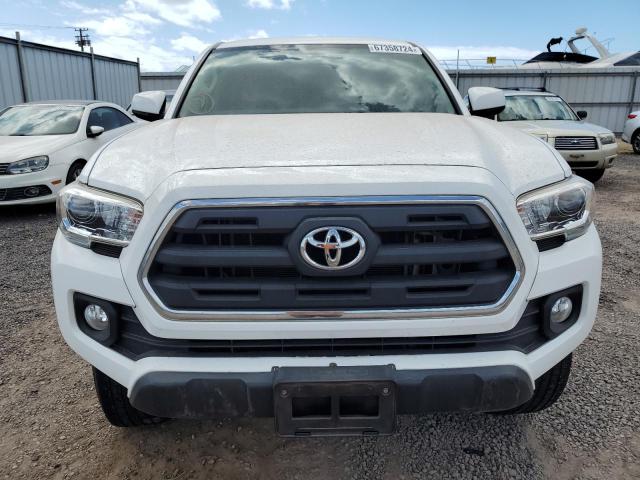  TOYOTA TACOMA 2017 Белый