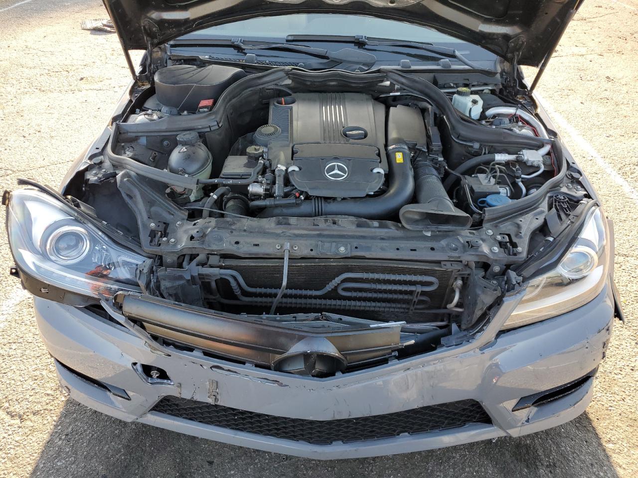 2012 Mercedes-Benz C 250 VIN: WDDGF4HB0CA643298 Lot: 66896624