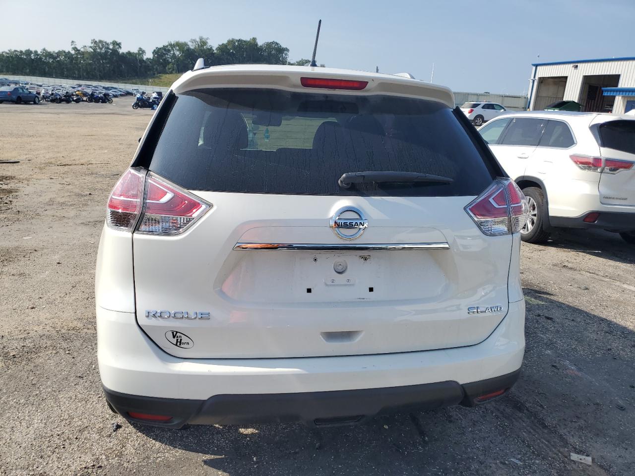 2016 Nissan Rogue S VIN: 5N1AT2MV3GC773546 Lot: 68475754