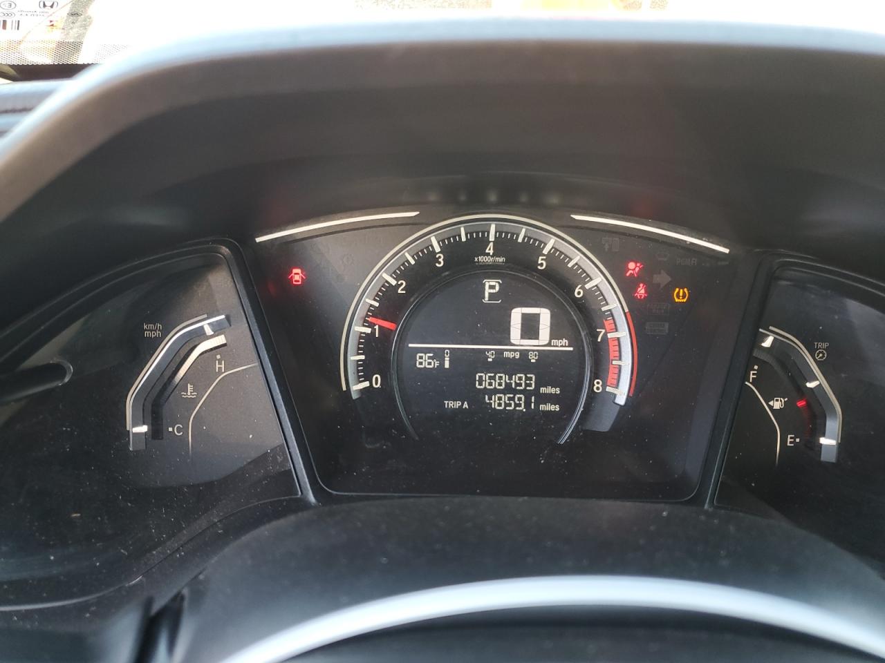 2HGFC2F52JH526449 2018 Honda Civic Lx