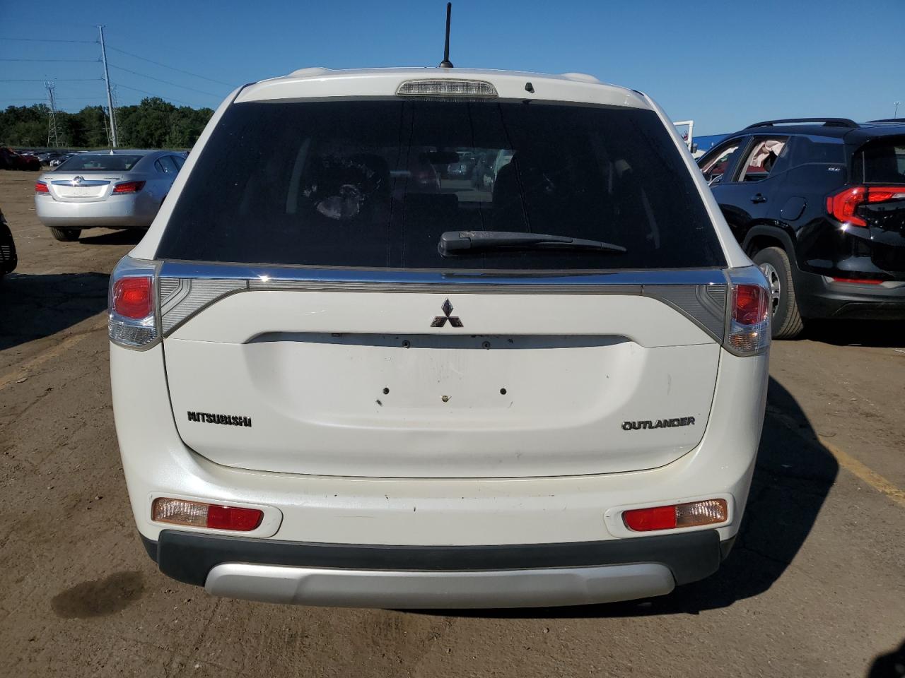 JA4AD3A38FZ011748 2015 Mitsubishi Outlander Se