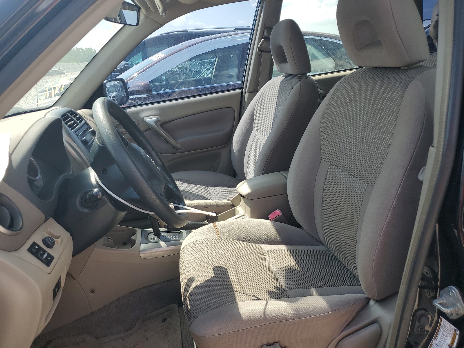 JTEGD20VX40046706 2004 Toyota Rav4