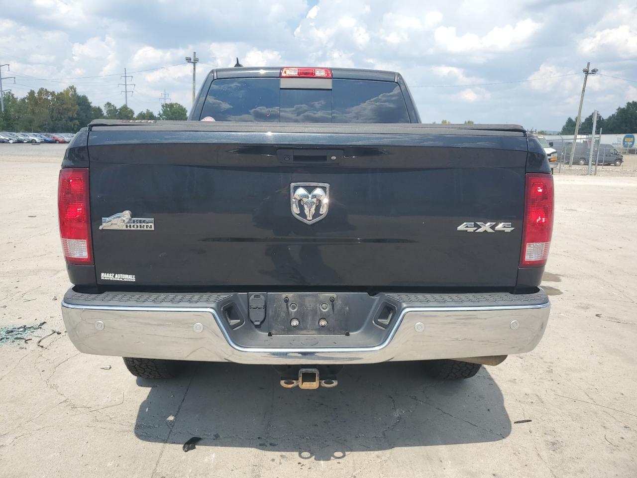 2018 Ram 1500 Slt VIN: 1C6RR7LG9JS215467 Lot: 69487484