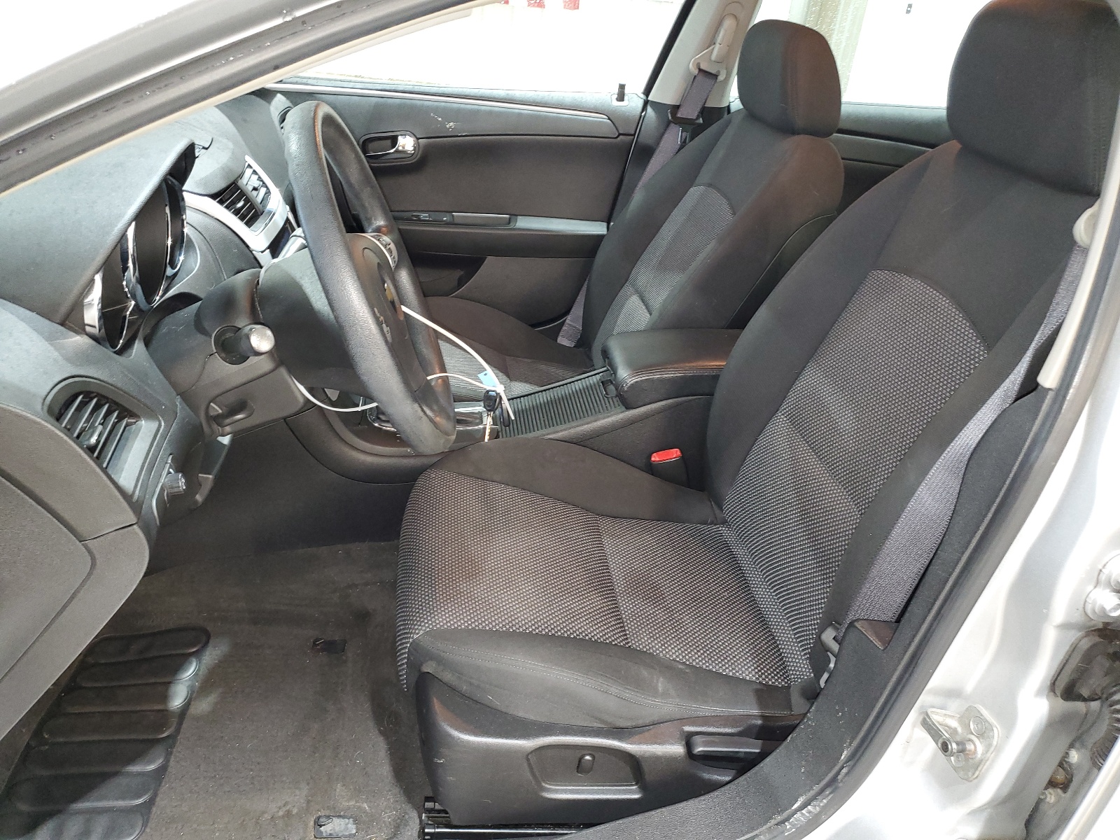 1G1ZH57B39F228002 2009 Chevrolet Malibu 1Lt