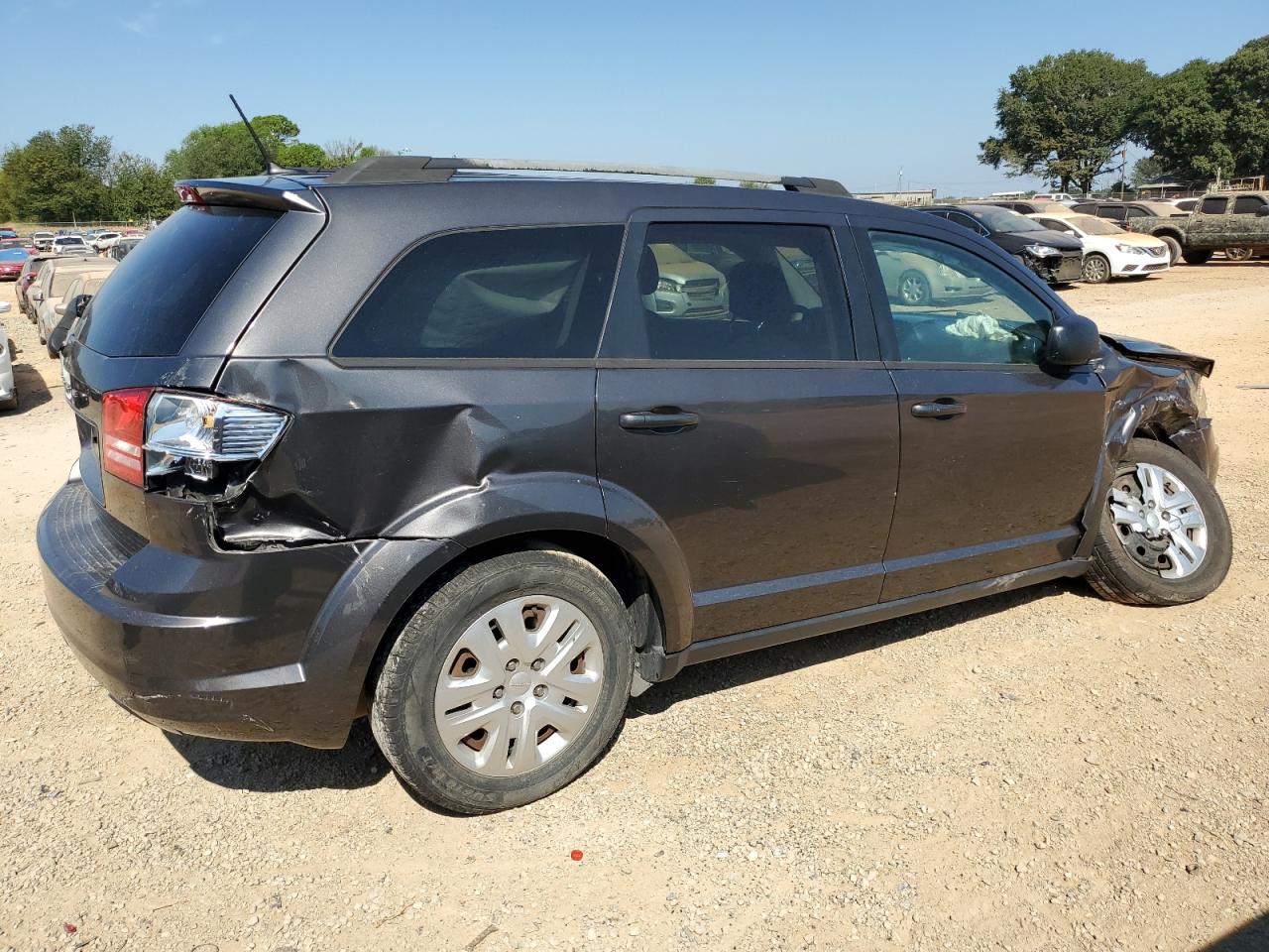 2017 Dodge Journey - Image 3