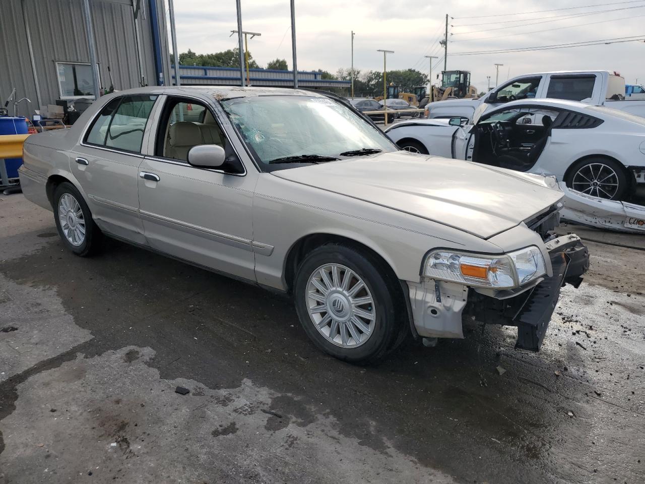 2008 Mercury Grand Marquis - Image 4