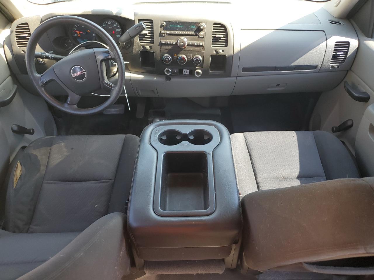 2011 GMC Sierra - Image 8