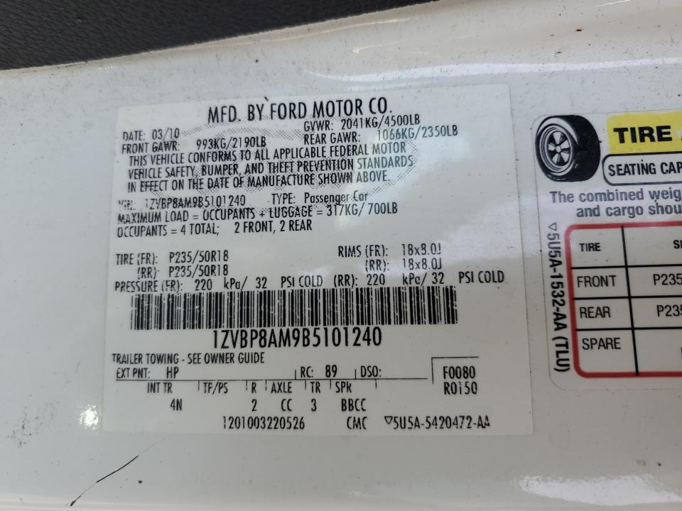 1ZVBP8AM9B5101240 2011 Ford Mustang