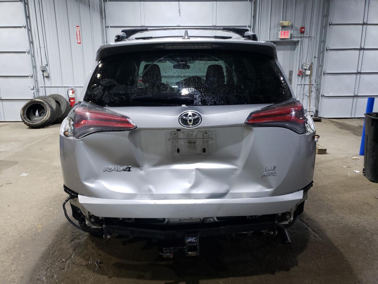 2018 Toyota Rav4 Le VIN: JTMBFREV4JJ260056 Lot: 68870844