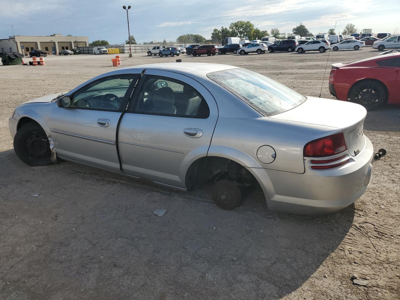 2005 Dodge Stratus - Image 2