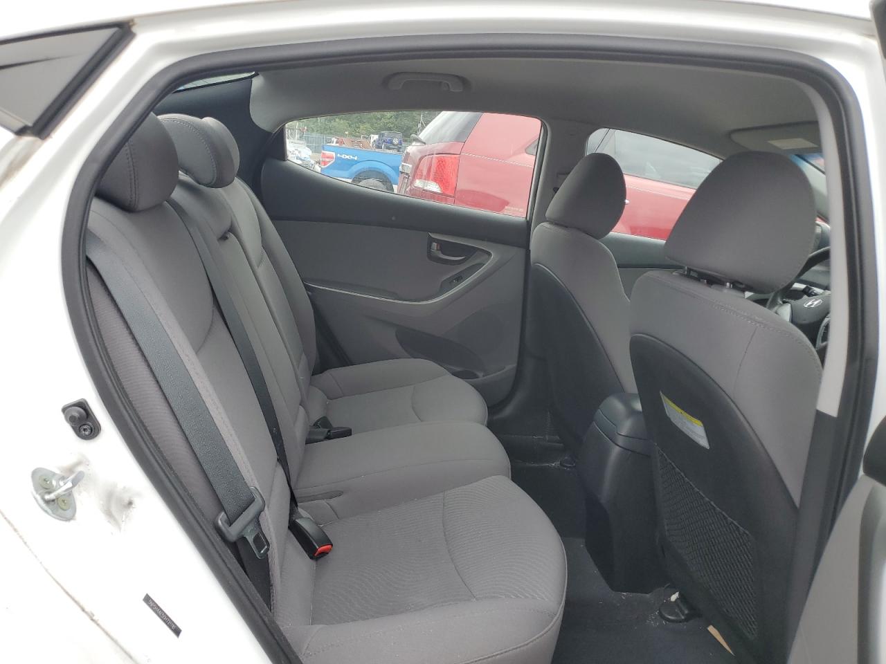 2016 Hyundai Elantra Se VIN: 5NPDH4AE5GH721181 Lot: 67909864