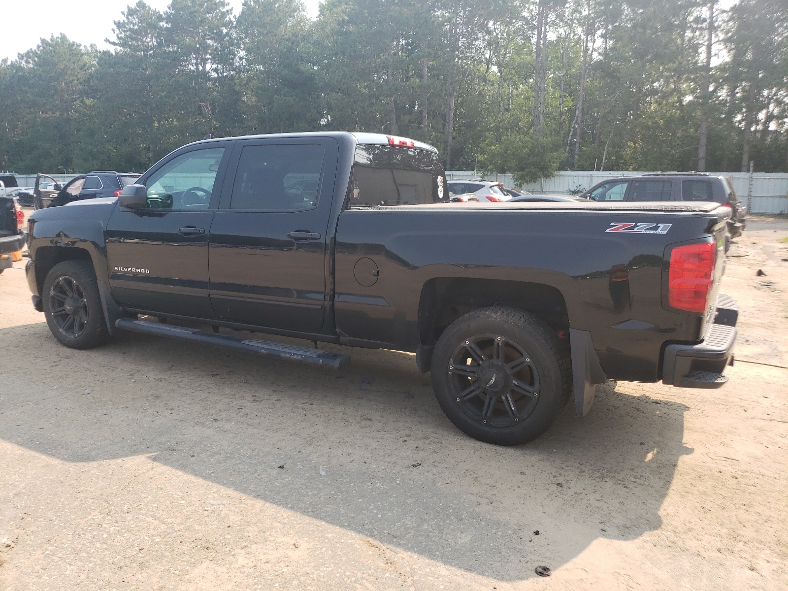 2016 Chevrolet Silverado K1500 Lt vin: 3GCUKREC6GG274179