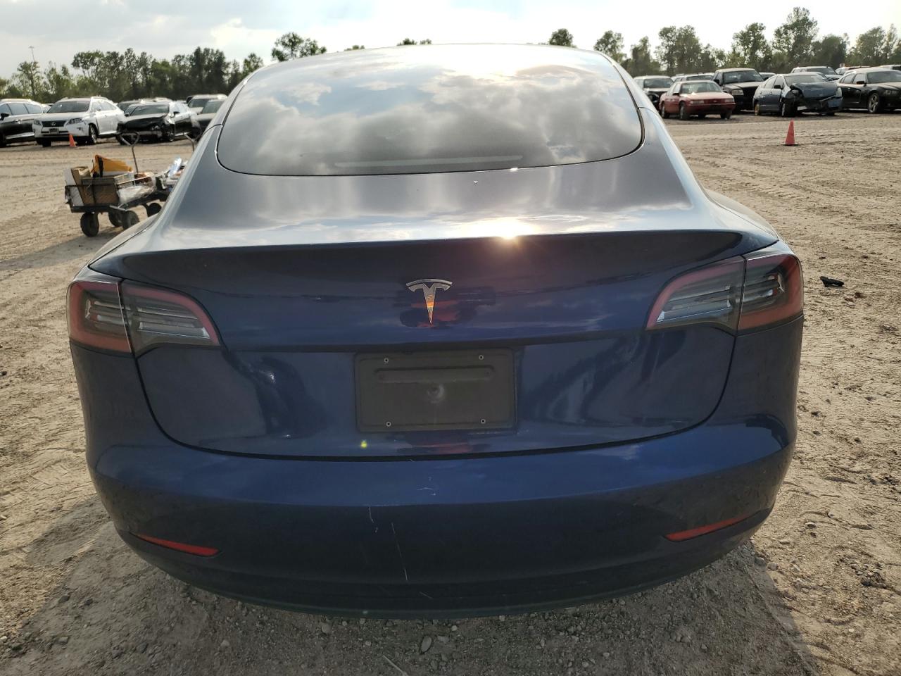 5YJ3E1EA7PF582843 2023 Tesla Model 3