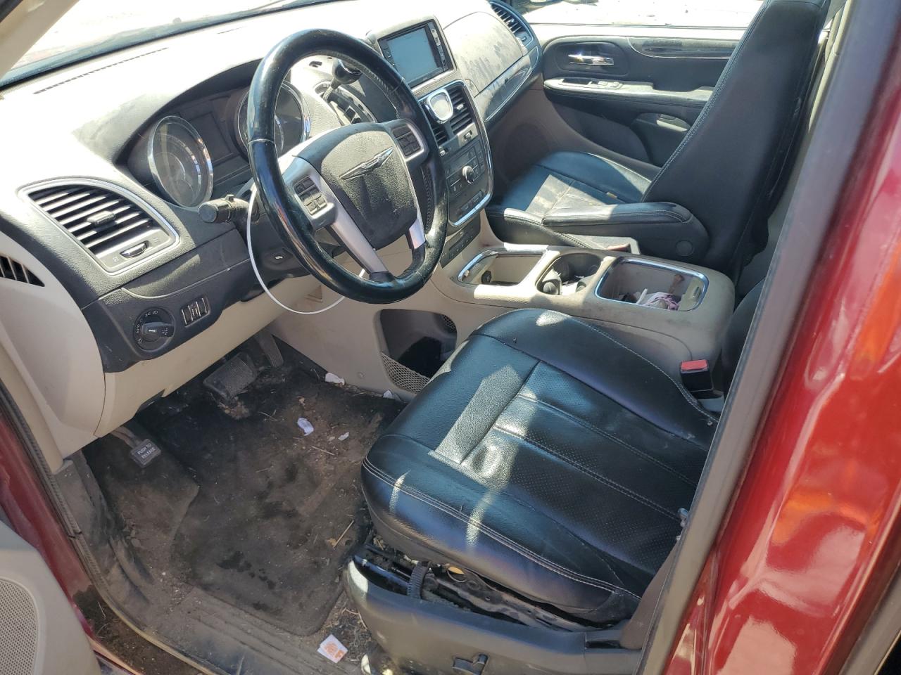 2013 Chrysler Town & Country Touring L VIN: 2C4RC1CG2DR737340 Lot: 64423984