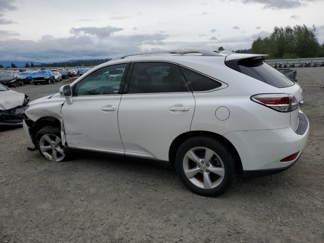 2T2BK1BA9FC286228 2015 LEXUS RX - Image 2