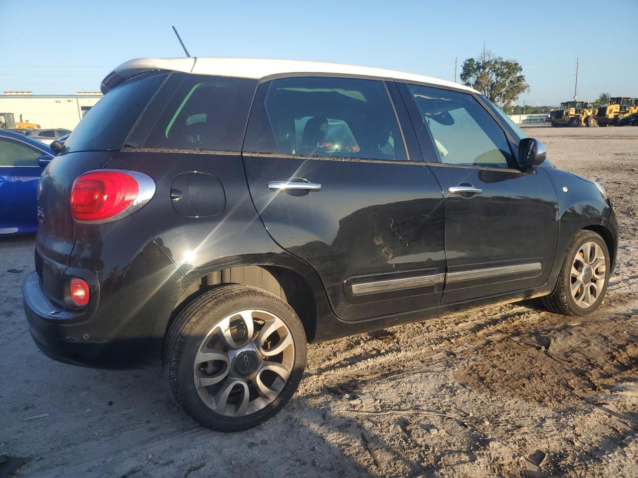 2014 Fiat 500L Lounge VIN: ZFBCFACH1EZ004020 Lot: 66864664