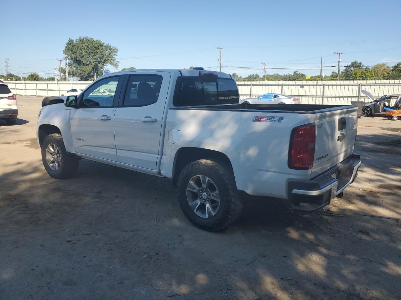 VIN 1GCPTDE18G1183778 2016 CHEVROLET COLORADO no.2