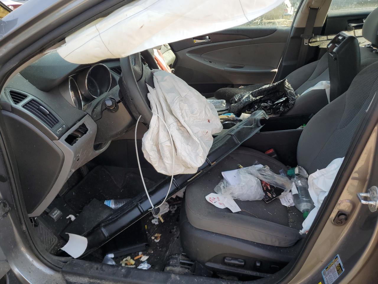 2014 Hyundai Sonata - Image 7