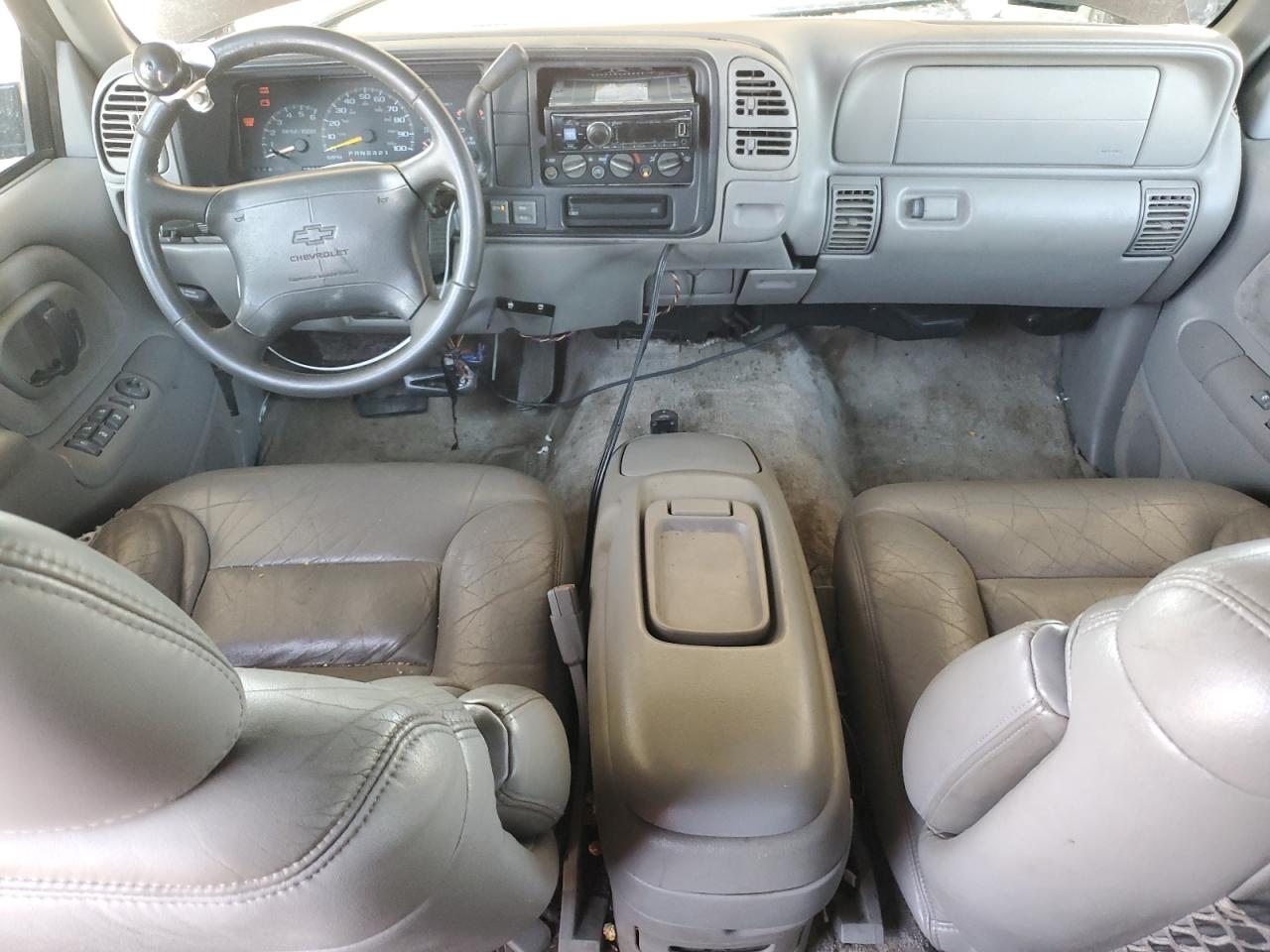 1GNGK26J0VJ352699 1997 Chevrolet Suburban K2500