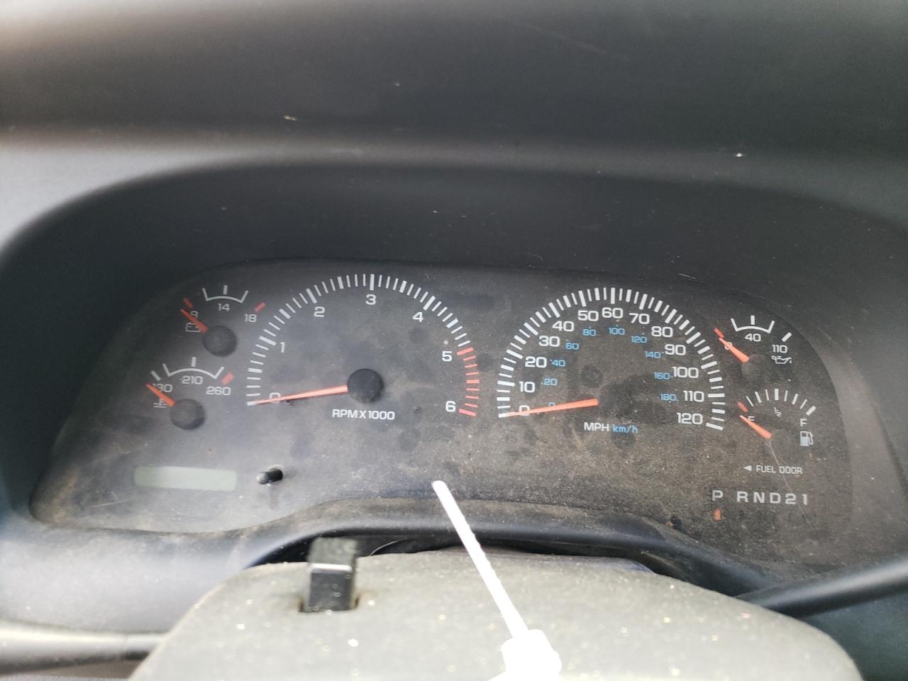 1998 Dodge Ram 2500 VIN: 1B7KC23Z4WJ120618 Lot: 65864214