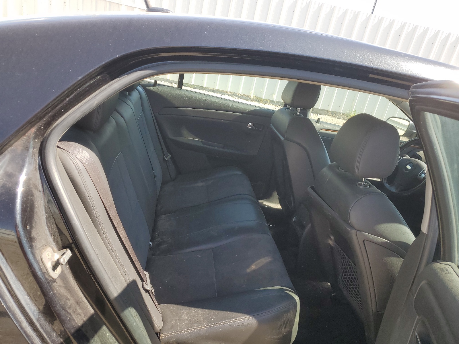 1G1ZJ577694182869 2009 Chevrolet Malibu 2Lt