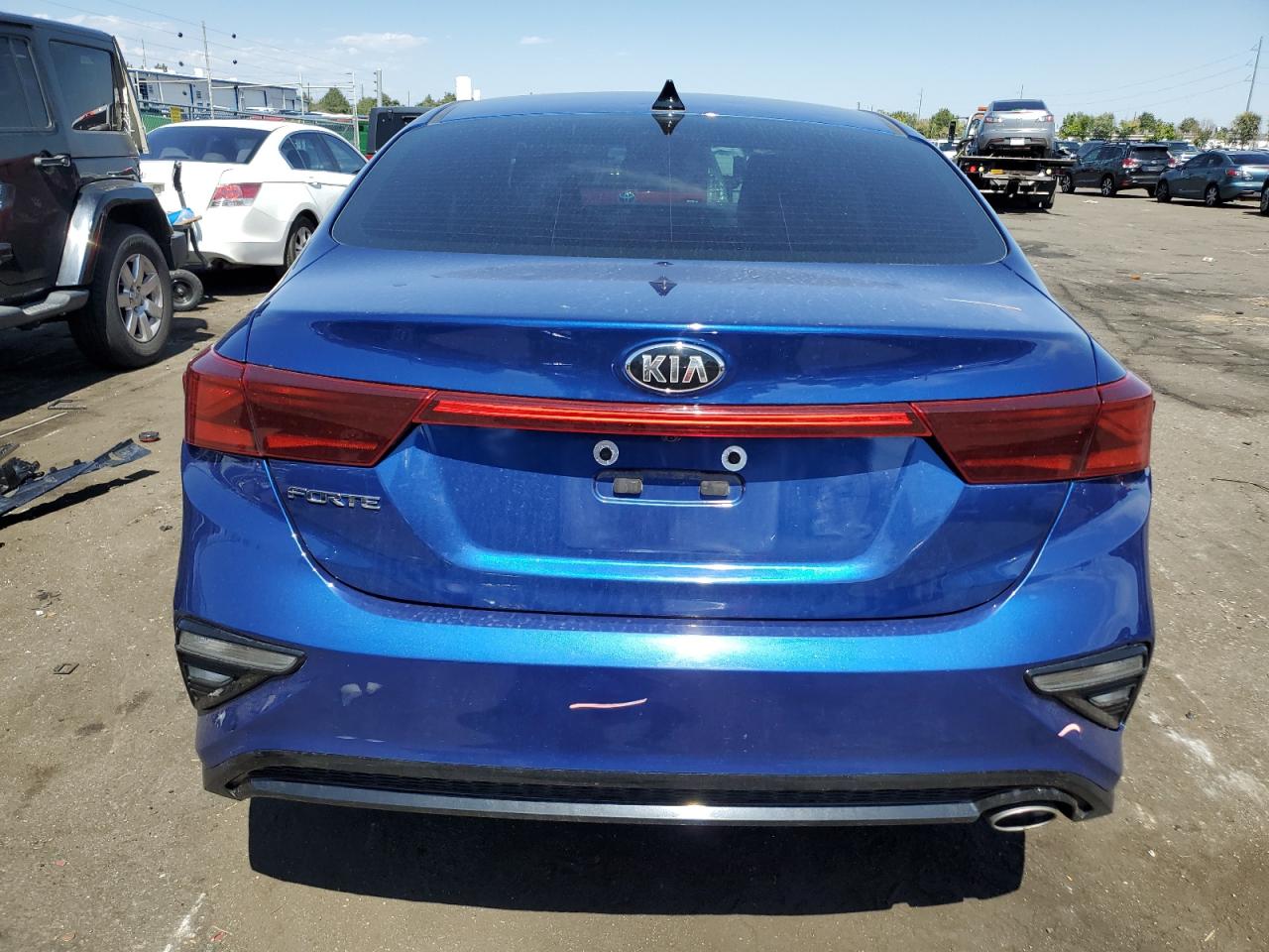 2021 Kia Forte Fe VIN: 3KPF24AD8ME385527 Lot: 69429974