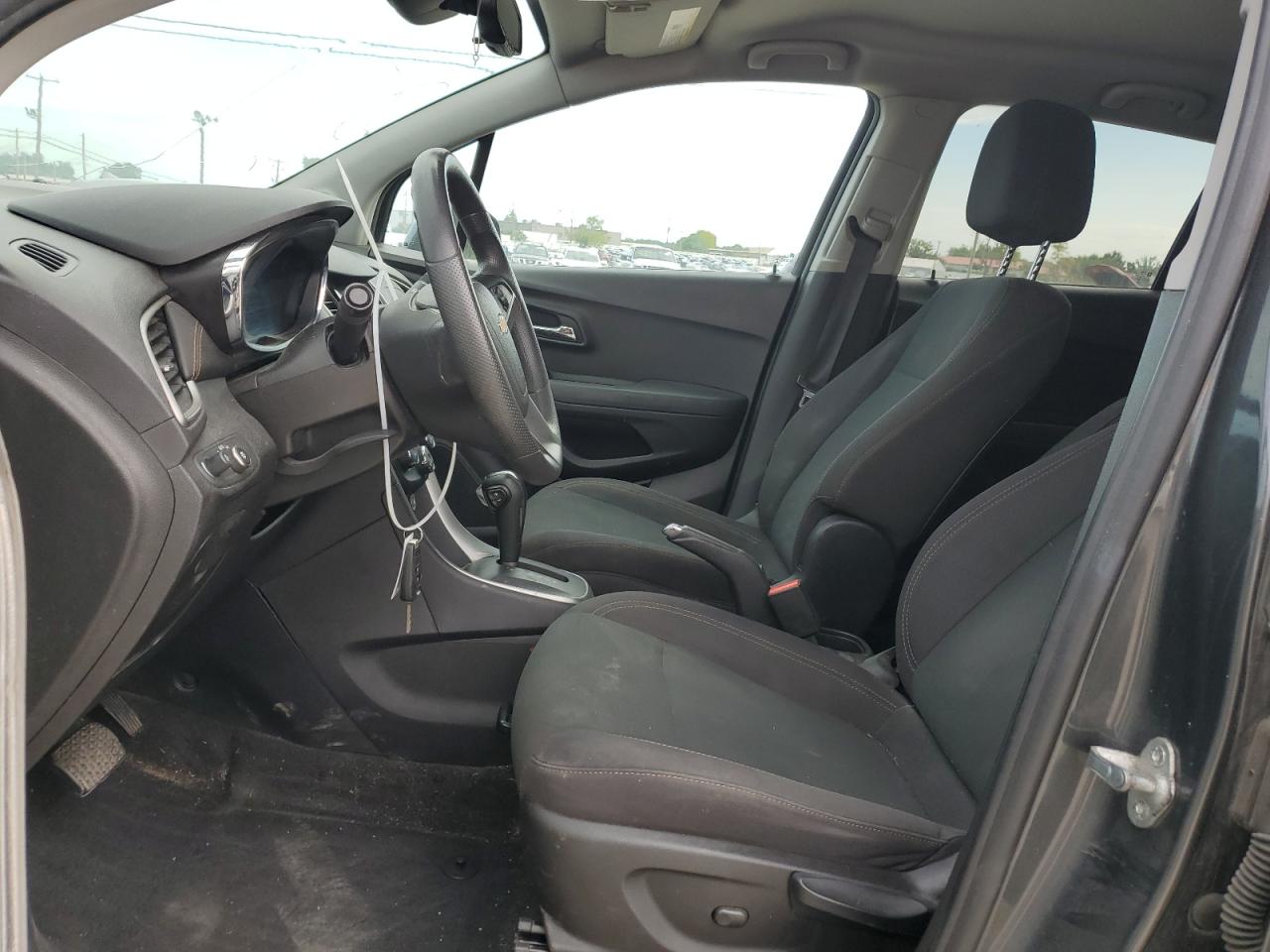 2019 Chevrolet Trax Ls VIN: 3GNCJNSBXKL284904 Lot: 57654214