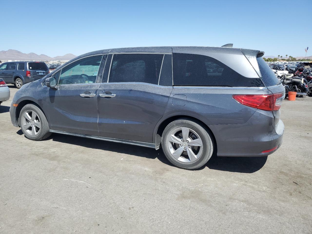 2018 Honda Odyssey - Image 2