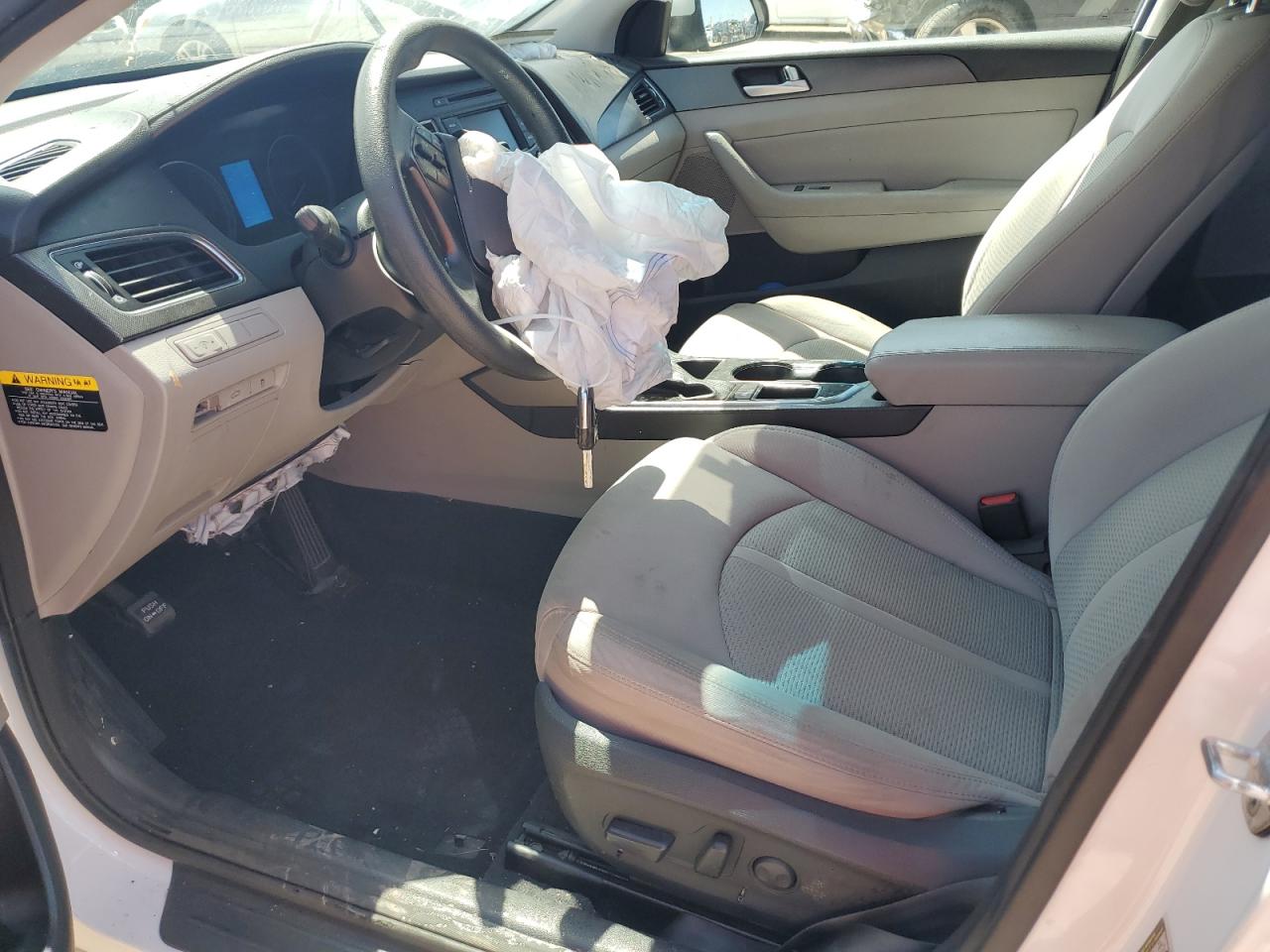 2015 Hyundai Sonata - Image 7