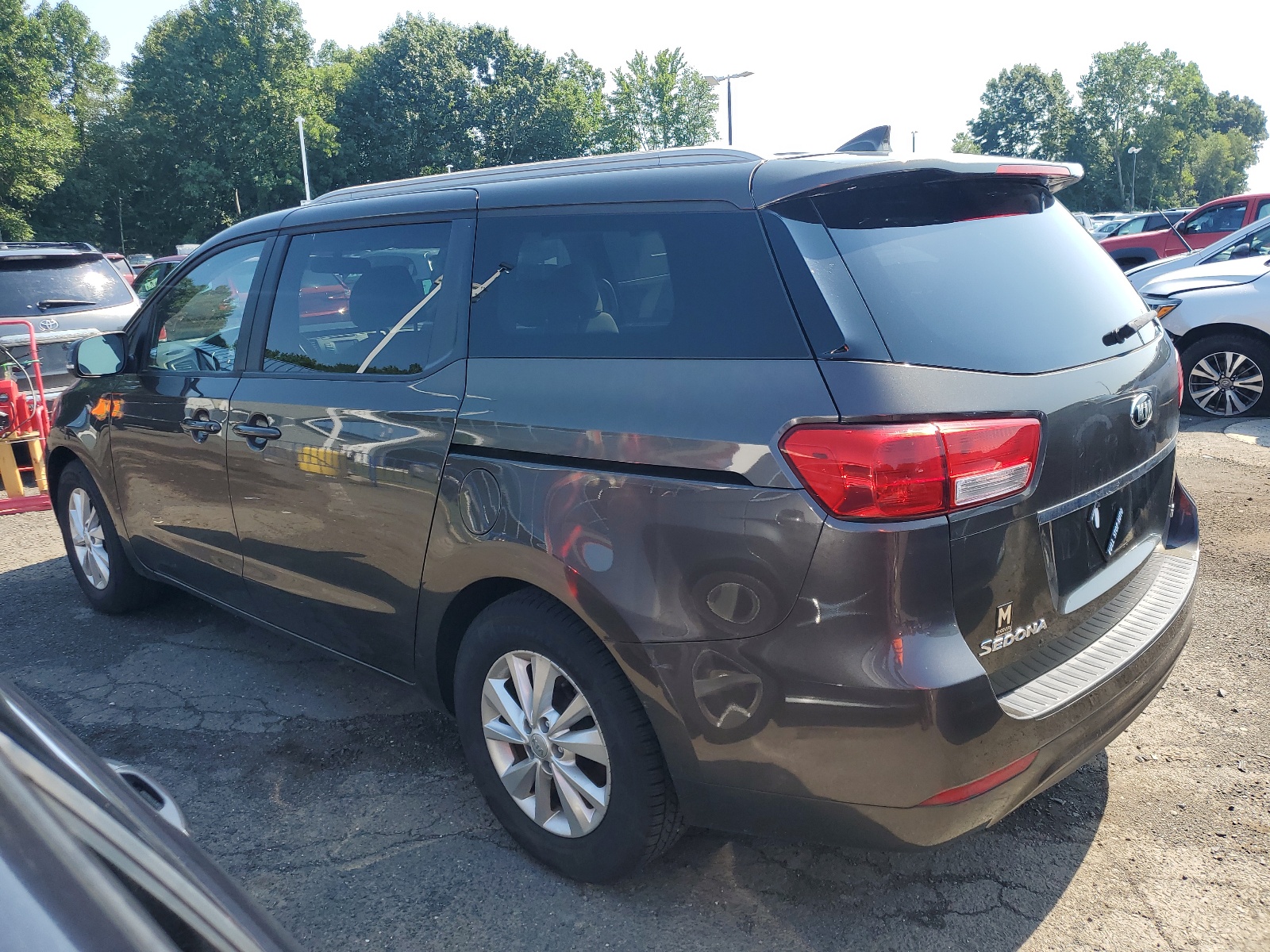 2015 Kia Sedona Lx vin: KNDMB5C16F6073005