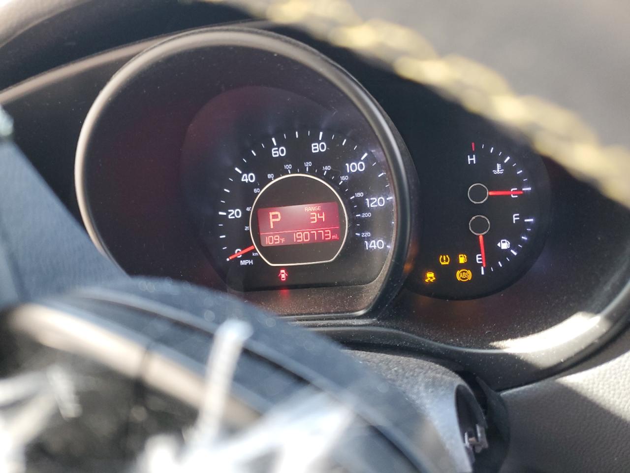 2016 Kia Soul + VIN: KNDJP3A59G7253623 Lot: 65719214