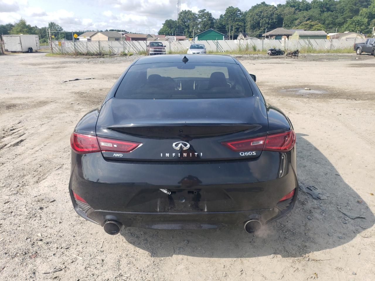 JN1EV7EL3HM553011 2017 Infiniti Q60 Premium