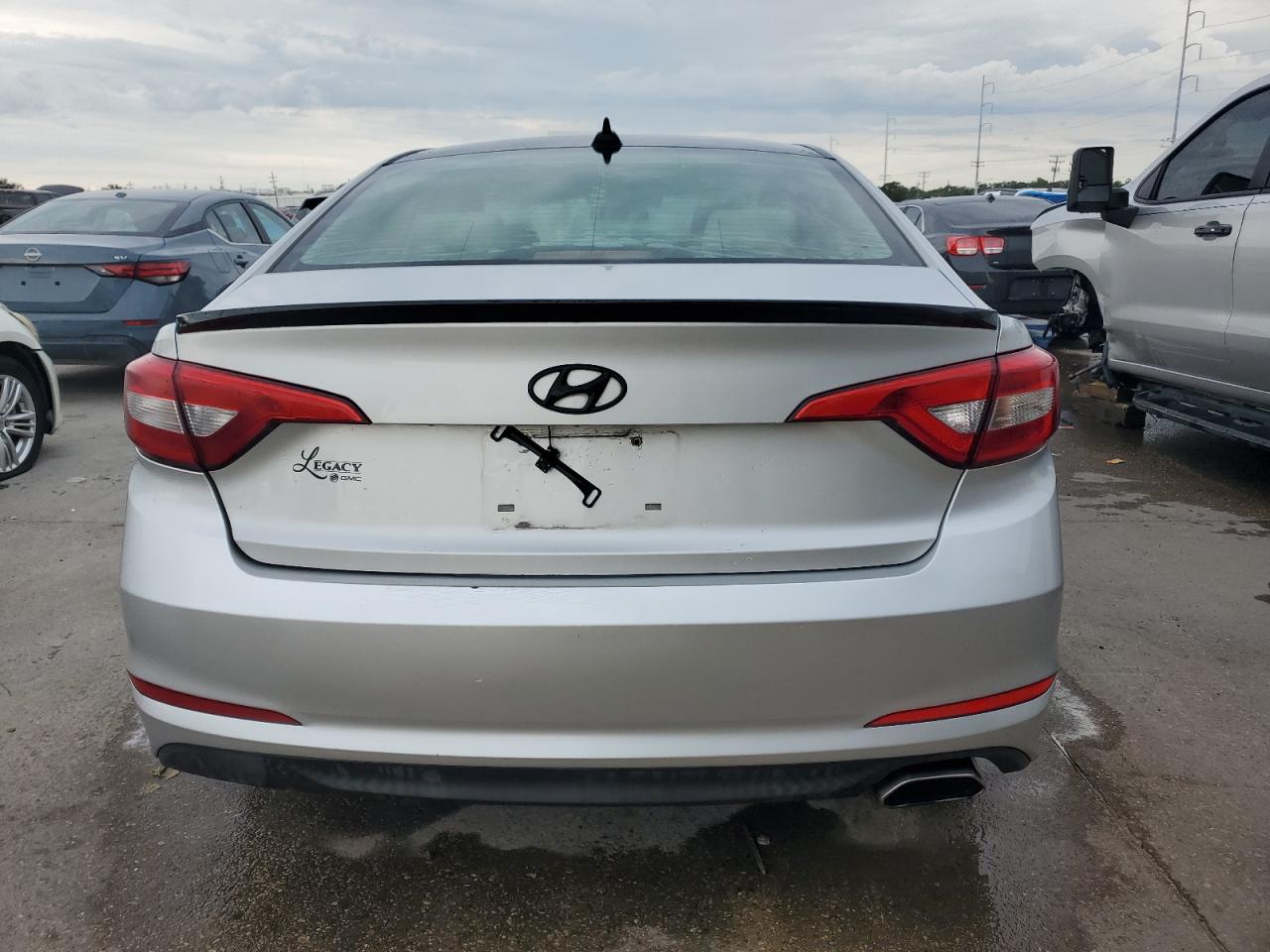 2015 Hyundai Sonata Se VIN: 5NPE24AFXFH038132 Lot: 67604894