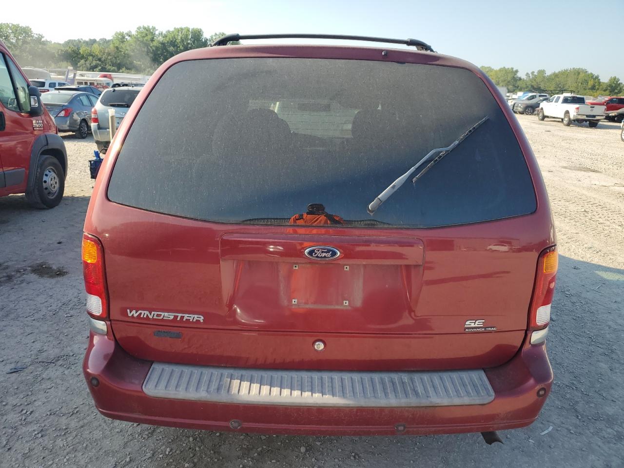 2FMZA52433BB01744 2003 Ford Windstar Se