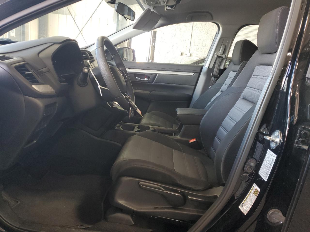 2HKRW6H35HH216318 2017 Honda Cr-V Lx