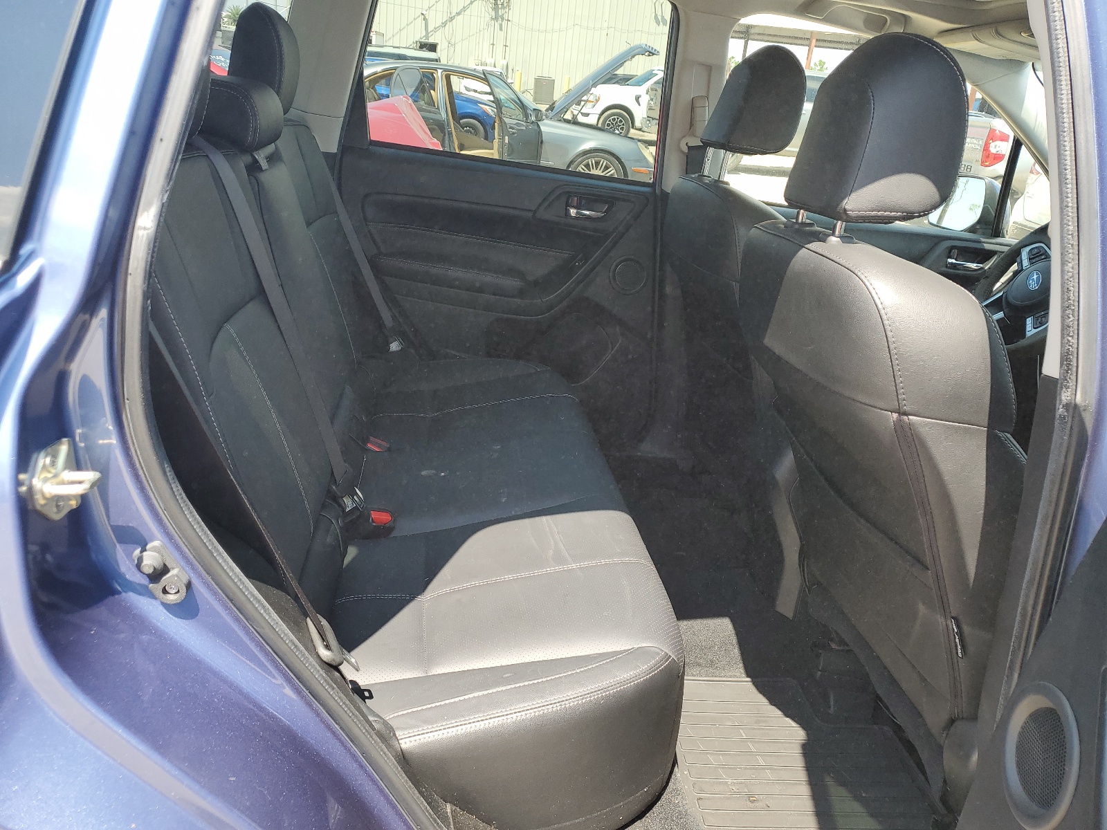 JF2SJAWC0HH581981 2017 Subaru Forester 2.5I Touring