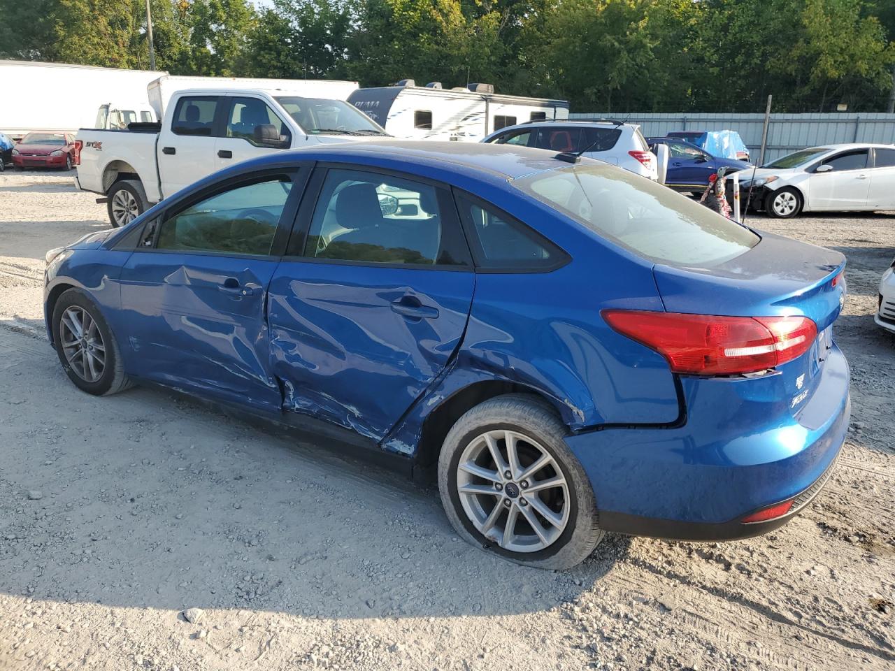 1FADP3F25JL228573 2018 FORD FOCUS - Image 2